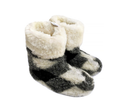 Тапочки – чуни из овчины Карпаты